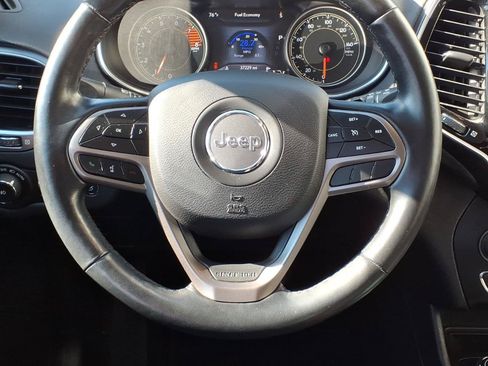 Used 2020 Jeep Cherokee Limited AWD/4WD image 13