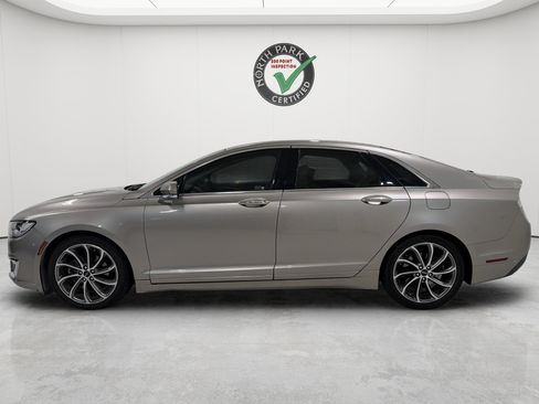 Used 2019 Lincoln MKZ Reserve w/ Reserve Plus Package FWD image 2