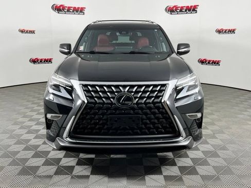 Used 2023 Lexus GX 460 Premium w/ Accessory Package AWD/4WD image 4