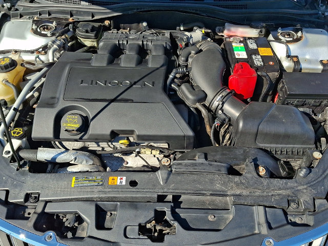 Used 2012 Lincoln MKZ FWD image 28