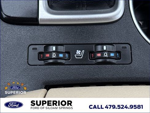 Used 2016 Toyota Highlander Limited w/ Driver Technology Package image 26