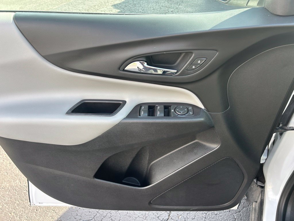 Used 2020 Chevrolet Equinox LT AWD/4WD image 15