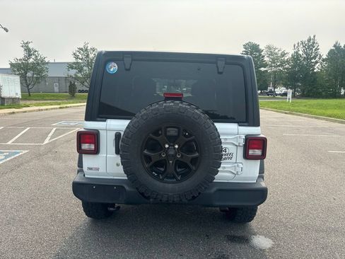 Certified 2022 Jeep Wrangler Unlimited Sport AWD/4WD image 6