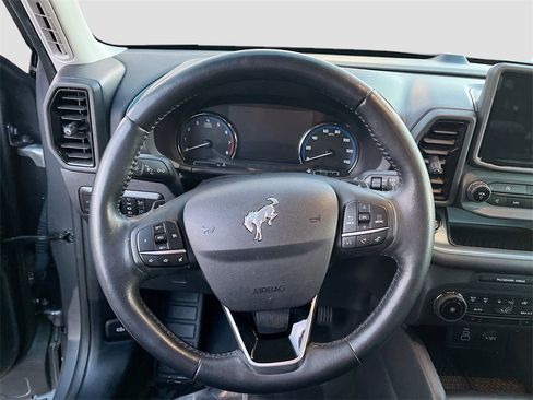 Used 2023 Ford Bronco Sport Badlands image 11