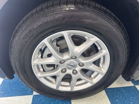 Used 2021 Chrysler Pacifica Touring-L image 23