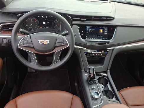Certified 2026 Cadillac XT5 Premium Luxury w/ Driver Assist Package AWD/4WD image 3