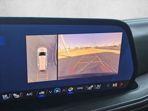 Used 2026 Chevrolet Tahoe High Country image 13