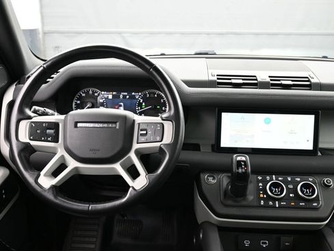Used 2023 Land Rover Defender 110 X-Dynamic SE AWD/4WD image 11