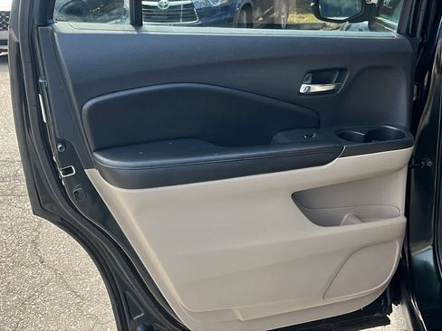 Used 2016 Honda Pilot LX image 24