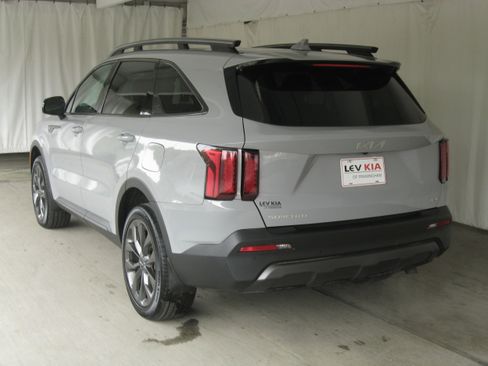 Used 2023 Kia Sorento X-Line EX image 26