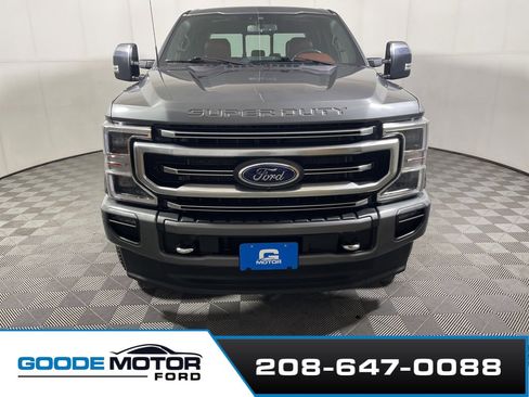 Used 2022 Ford F350 Platinum image 3