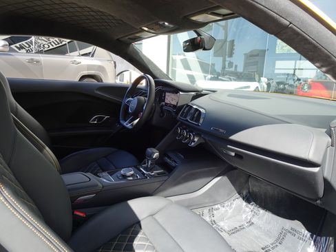 Used 2023 Audi R8 V10 performance image 15