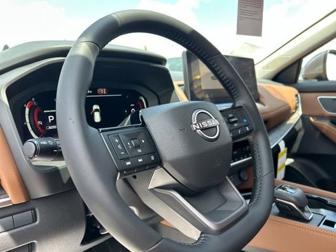 New 2026 Nissan Rogue Platinum AWD/4WD image 33
