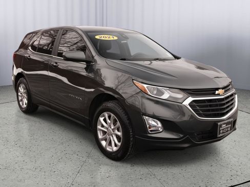 Used 2021 Chevrolet Equinox LT image 1