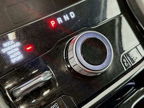 Used 2022 Jeep Grand Cherokee Limited 4xe w/ Luxury Tech Group II image 25