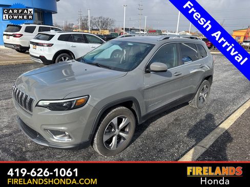Used 2020 Jeep Cherokee Limited image 2