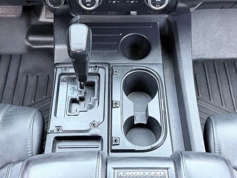 Used 2017 Toyota Tundra Limited AWD/4WD image 22