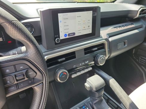 Used 2024 Toyota Tacoma SR5 RWD image 22