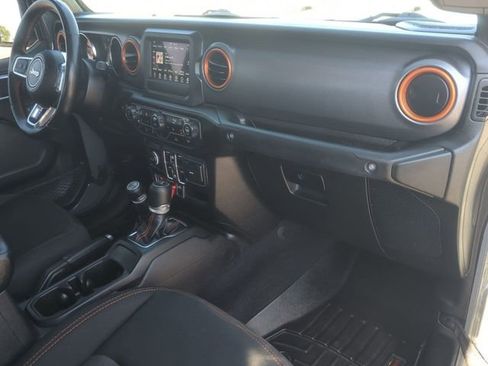 Used 2021 Jeep Gladiator Mojave w/ LED Lighting Group AWD/4WD image 26