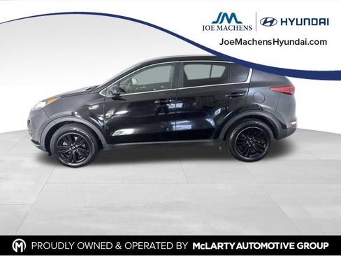 Used 2018 Kia Sportage LX AWD/4WD image 4