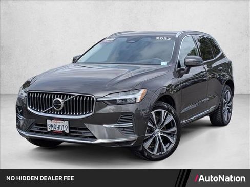 Used 2022 Volvo XC60 T8 Inscription Expression w/ Advanced Package AWD/4WD image 1