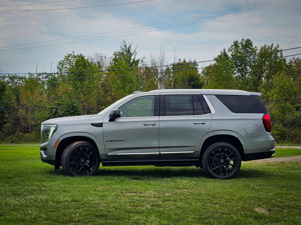 New 2026 GMC Yukon Denali w/ Sun & Power Step Package AWD/4WD image 6