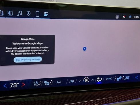 Used 2024 Chevrolet Traverse RS image 14