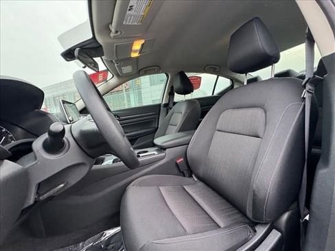 Certified 2025 Nissan Altima 2.5 S image 14