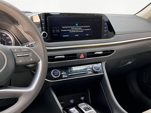 Used 2023 Hyundai Sonata SEL w/ Cargo Package image 6