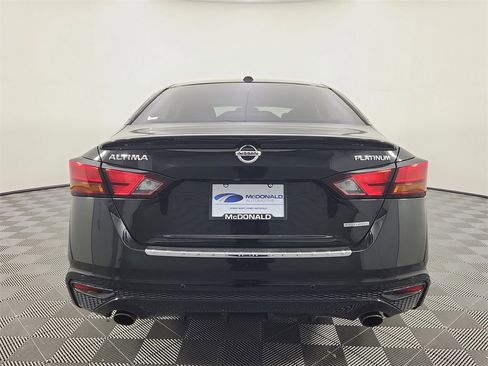 Used 2020 Nissan Altima 2.0 Platinum image 4