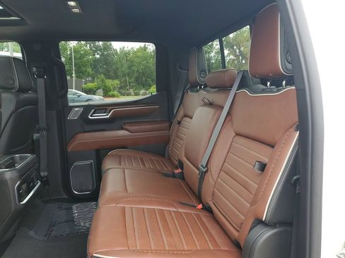 Used 2022 GMC Sierra 1500 Denali Ultimate AWD/4WD image 10