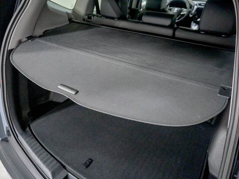 Used 2020 Honda CR-V Touring image 10