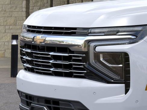 New 2026 Chevrolet Tahoe Premier w/ Sun And Tow Package AWD/4WD image 13