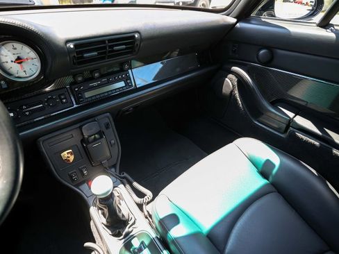 Used 1996 Porsche 911 Carrera 4S AWD/4WD image 24