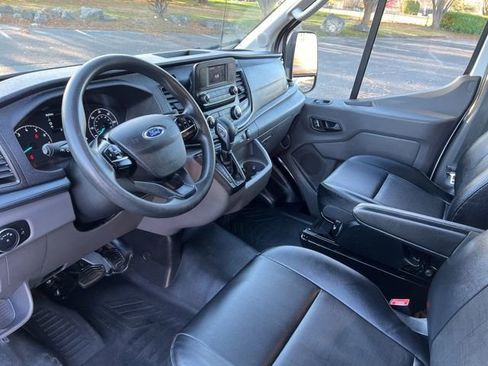 Used 2023 Ford Transit 250 Medium Roof AWD w/ Load Area Protection Package image 19