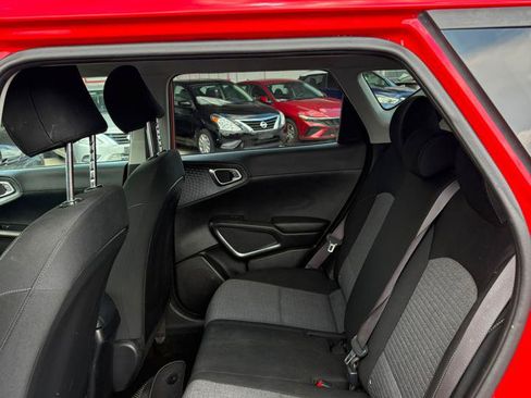 Used 2021 Kia Soul S FWD image 13