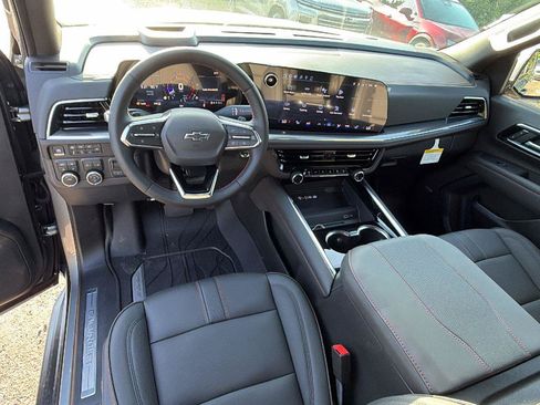 New 2026 Chevrolet Suburban RST w/ Comfort Package AWD/4WD image 19