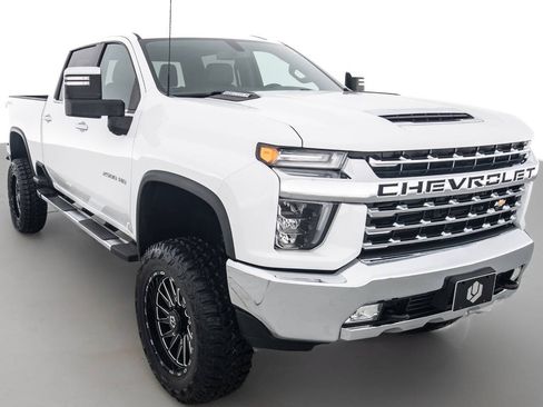 Used 2021 Chevrolet Silverado 2500 LTZ AWD/4WD image 1