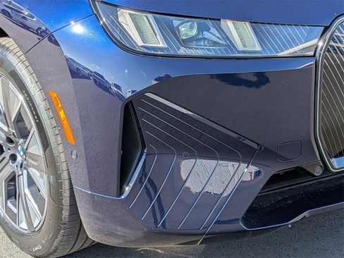 New 2026 BMW iX xDrive60 image 22