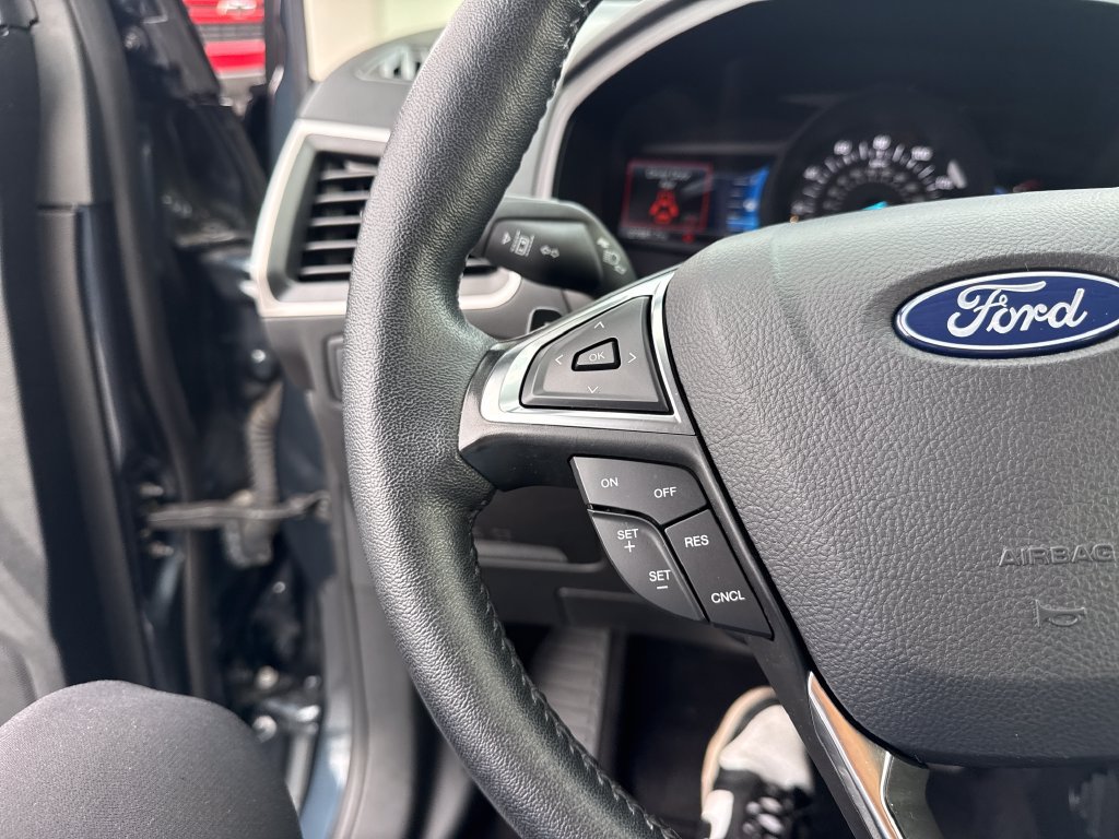 Used 2024 Ford Edge SEL w/ Convenience Package AWD/4WD image 40
