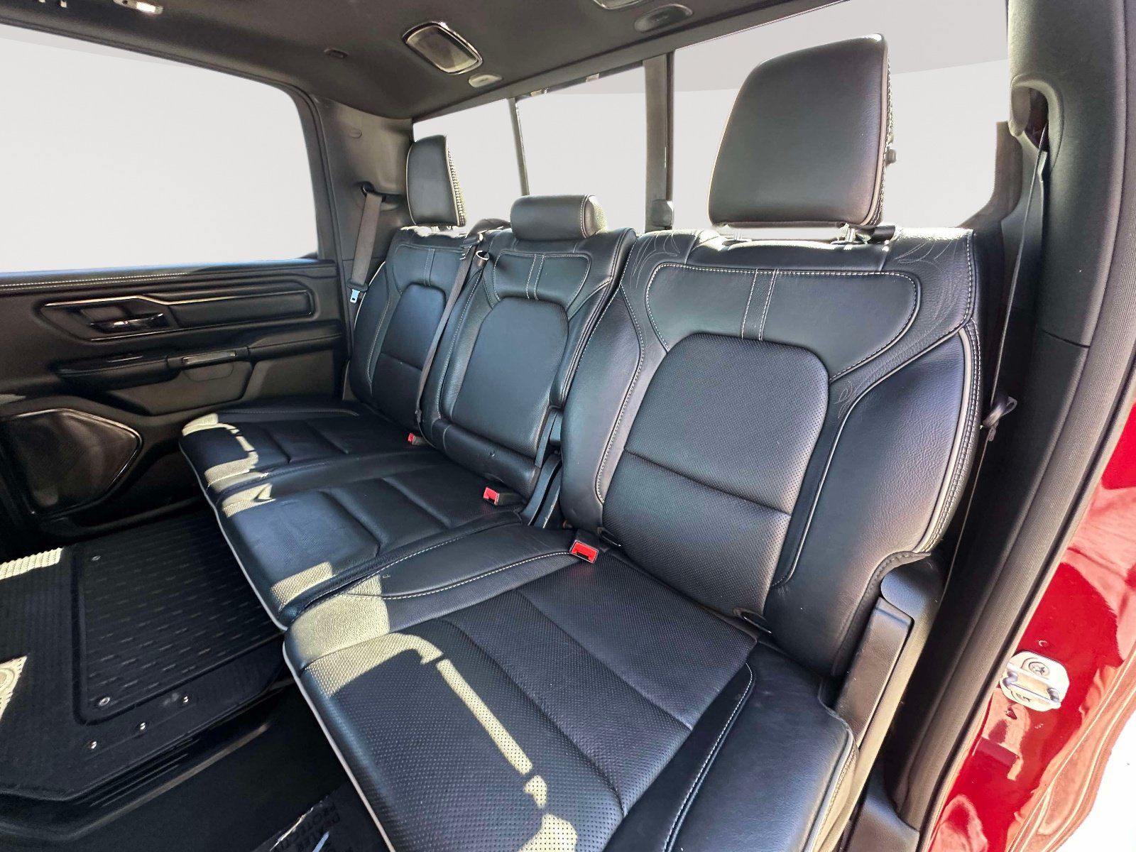 Used 2022 RAM 1500 Limited AWD/4WD image 31
