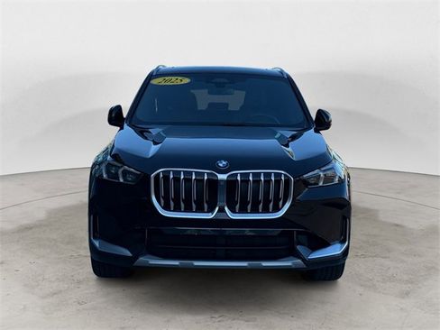 Used 2025 BMW X1 xDrive28i w/ Technology Package image 2