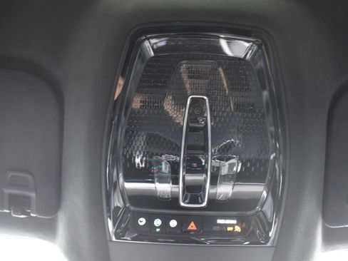 New 2026 Cadillac Escalade IQ Sport 2 w/ LPO, ONYX Package AWD/4WD image 21