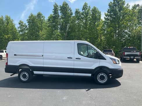 New 2026 Ford Transit 250 Low Roof RWD image 4