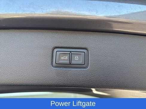 Used 2022 Audi Q7 3.0T Premium Plus image 18