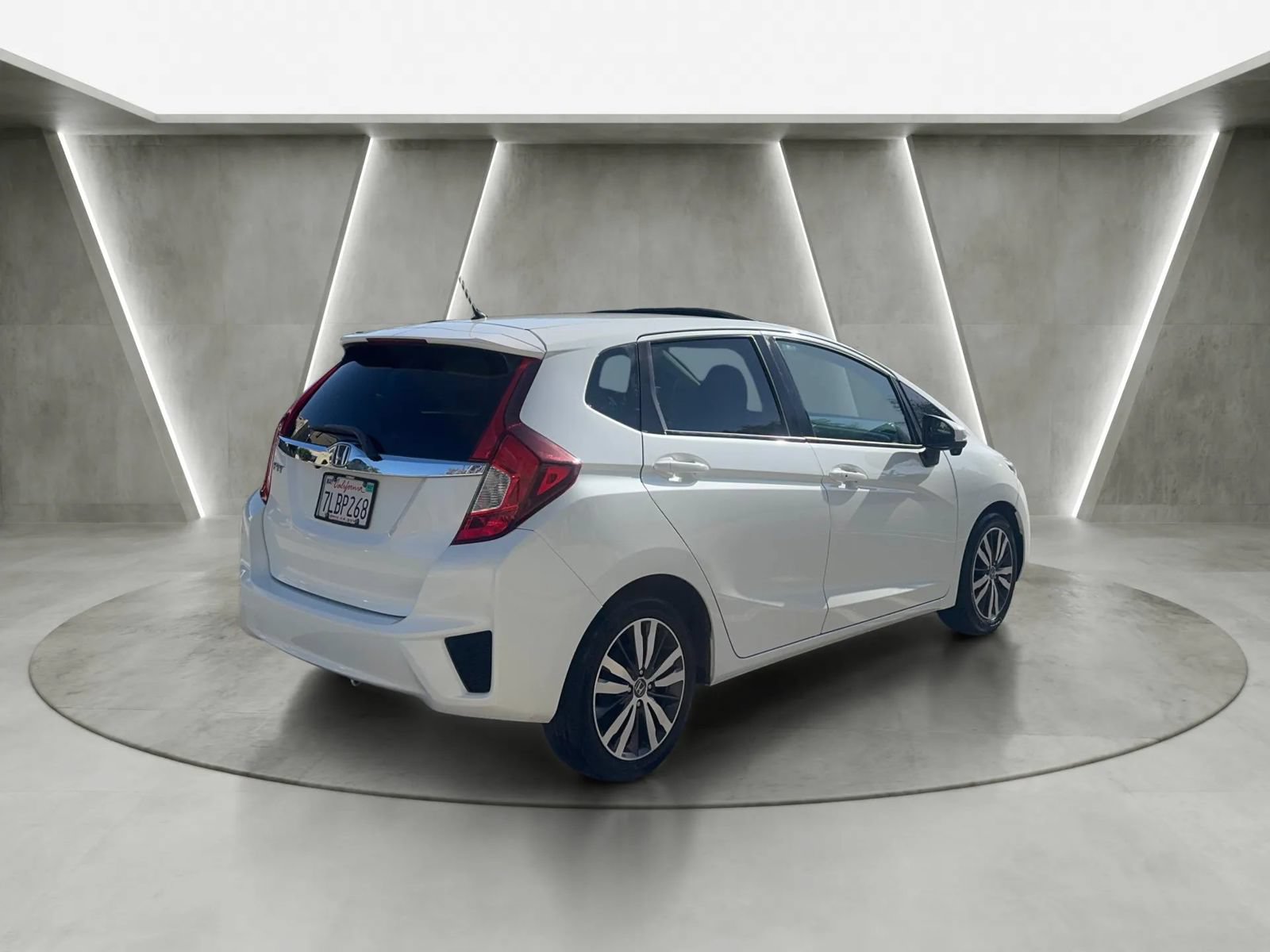 Used 2015 Honda Fit EX image 3