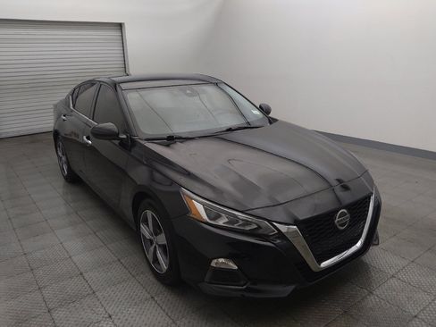 Used 2021 Nissan Altima 2.5 SV FWD image 13