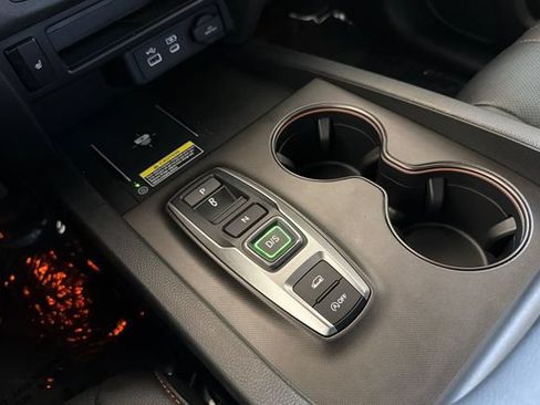 Certified 2025 Honda Passport TrailSport image 27