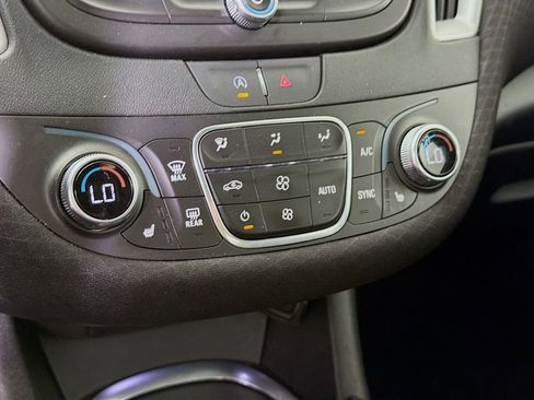 Used 2024 Chevrolet Malibu LT image 18