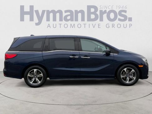 Used 2020 Honda Odyssey Touring image 2